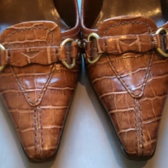 Flexo Crocodile Eadelma Pumps by Enzo Angiolini - Picture 1 of 5